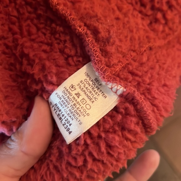 Soft comfy sweater! - Picture 3 of 6